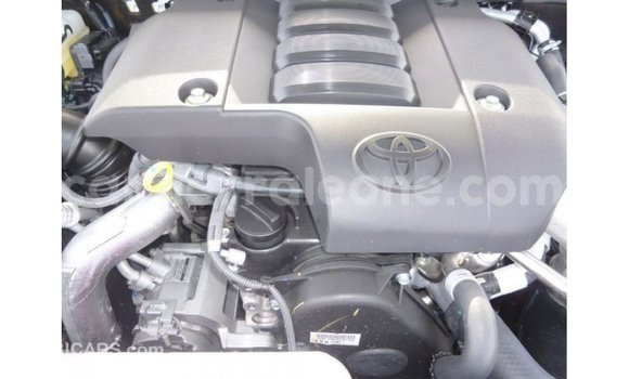 Buy Import Toyota Prado White Car in Import - Dubai in Kailahun Buy Import Toyota Prado White Car in Import - Dubai in Kailahun