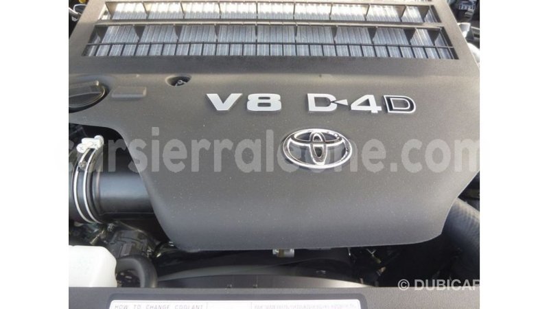 Big with watermark toyota land cruiser kailahun import dubai 5971