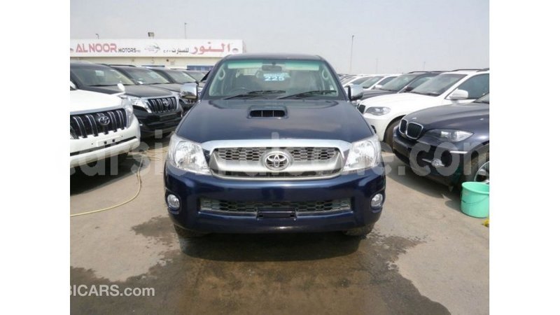 Big with watermark toyota hilux kailahun import dubai 5973