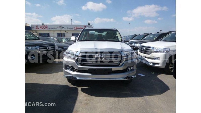 Big with watermark toyota land cruiser kailahun import dubai 5974