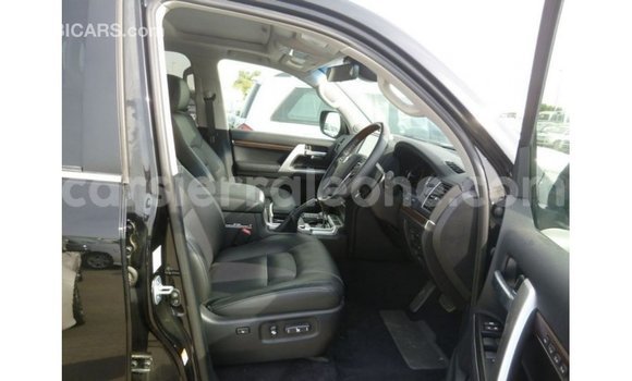 Buy Import Toyota Land Cruiser Black Car in Import - Dubai in Kailahun Buy Import Toyota Land Cruiser Black Car in Import - Dubai in Kailahun