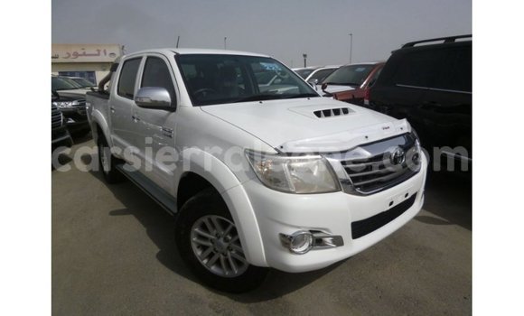 Buy Import Toyota Hilux White Car in Import - Dubai in Kailahun Buy Import Toyota Hilux White Car in Import - Dubai in Kailahun