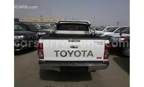 Buy Import Toyota Hilux White Car in Import - Dubai in Kailahun Buy Import Toyota Hilux White Car in Import - Dubai in Kailahun