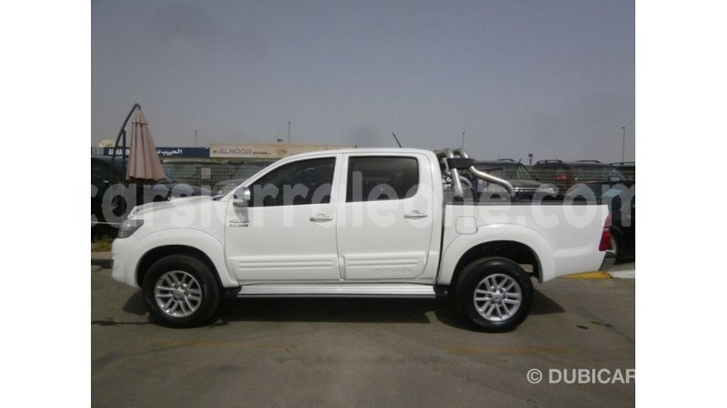 Big with watermark toyota hilux kailahun import dubai 5978