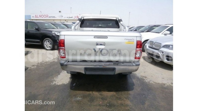 Big with watermark toyota hilux kailahun import dubai 5983