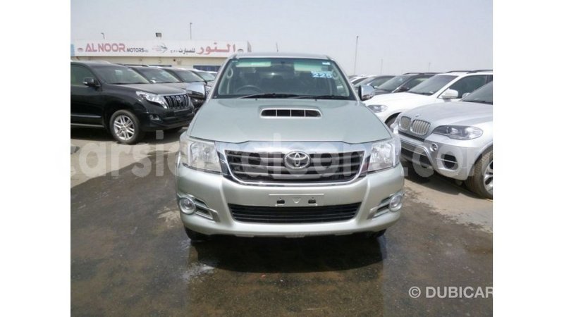 Big with watermark toyota hilux kailahun import dubai 5983