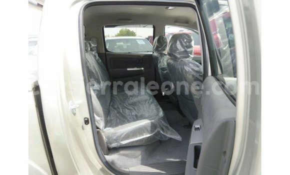 Buy Import Toyota Hilux Other Car in Import - Dubai in Kailahun Buy Import Toyota Hilux Other Car in Import - Dubai in Kailahun