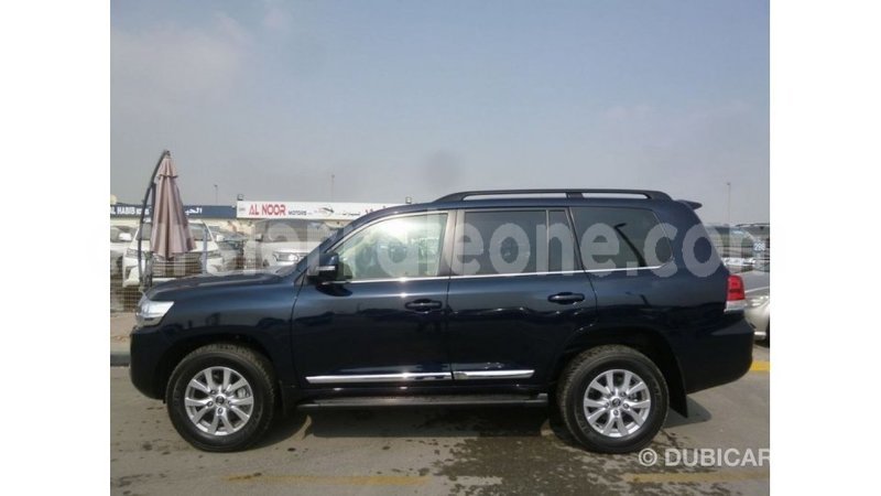 Big with watermark toyota land cruiser kailahun import dubai 5984