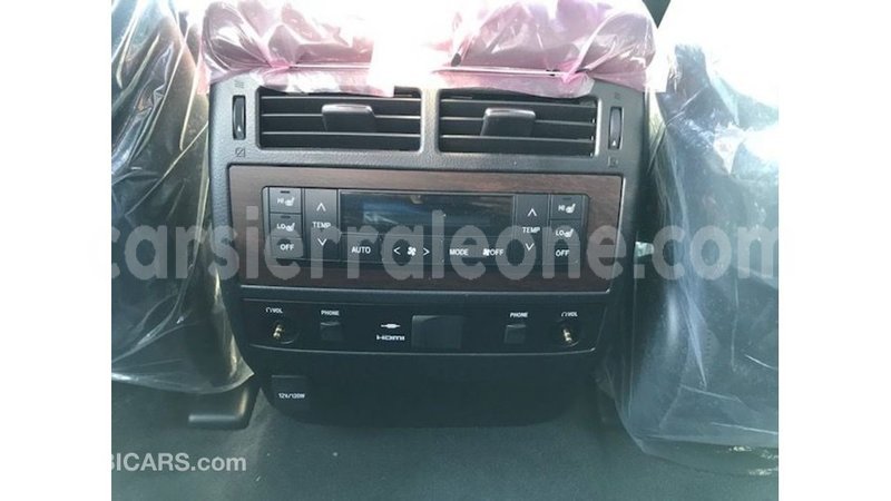 Big with watermark toyota land cruiser kailahun import dubai 5994