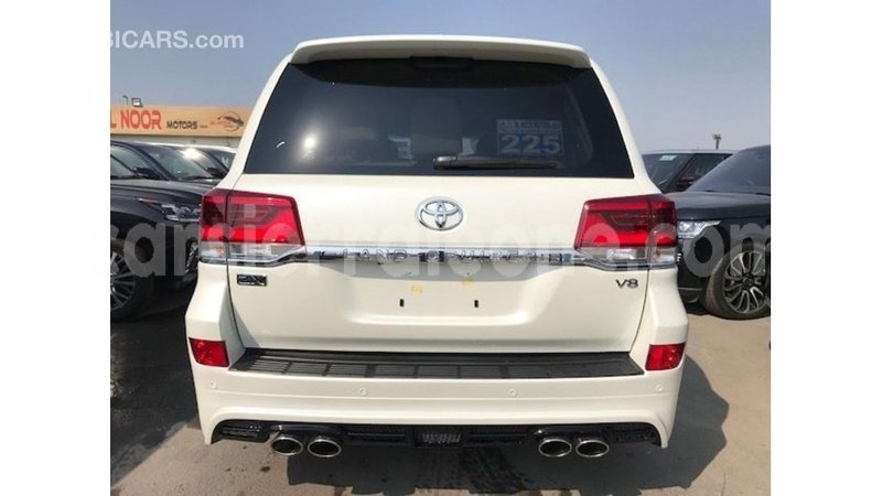 Big with watermark toyota land cruiser kailahun import dubai 5996