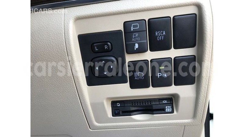 Big with watermark toyota land cruiser kailahun import dubai 5996