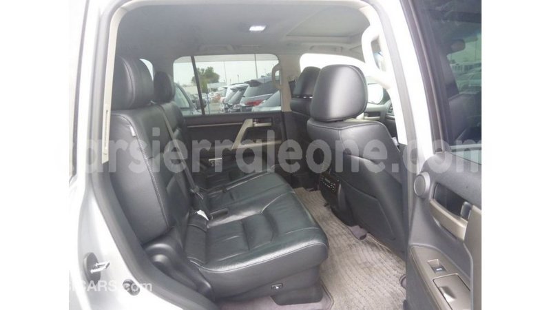 Big with watermark toyota land cruiser kailahun import dubai 5999