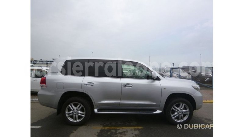 Big with watermark toyota land cruiser kailahun import dubai 5999