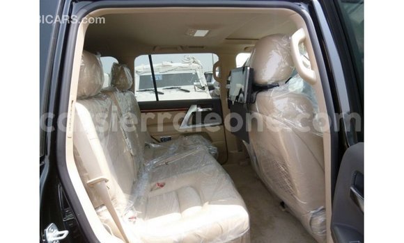 Buy Import Toyota Land Cruiser Black Car in Import - Dubai in Kailahun Buy Import Toyota Land Cruiser Black Car in Import - Dubai in Kailahun