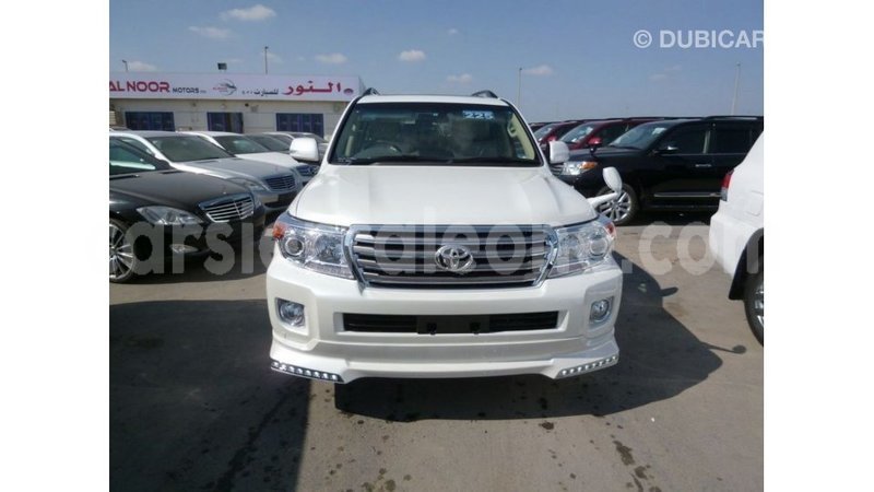 Big with watermark toyota land cruiser kailahun import dubai 6004