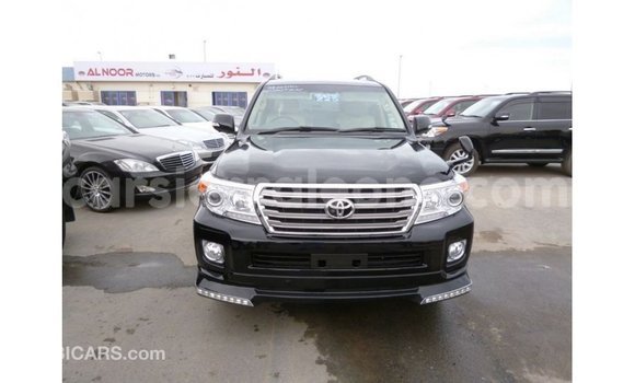 Buy Import Toyota Land Cruiser Black Car in Import - Dubai in Kailahun Buy Import Toyota Land Cruiser Black Car in Import - Dubai in Kailahun