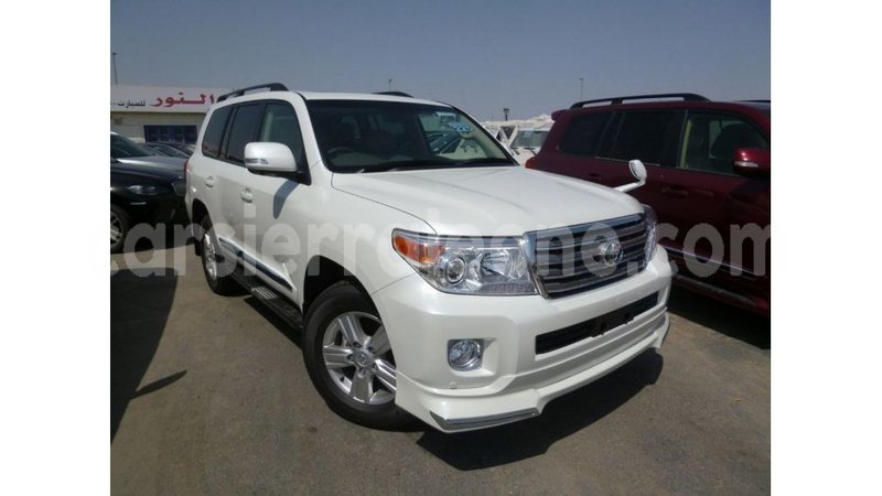 Big with watermark toyota land cruiser kailahun import dubai 6008