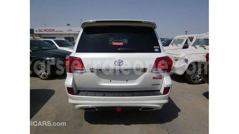 Big with watermark toyota land cruiser kailahun import dubai 6008