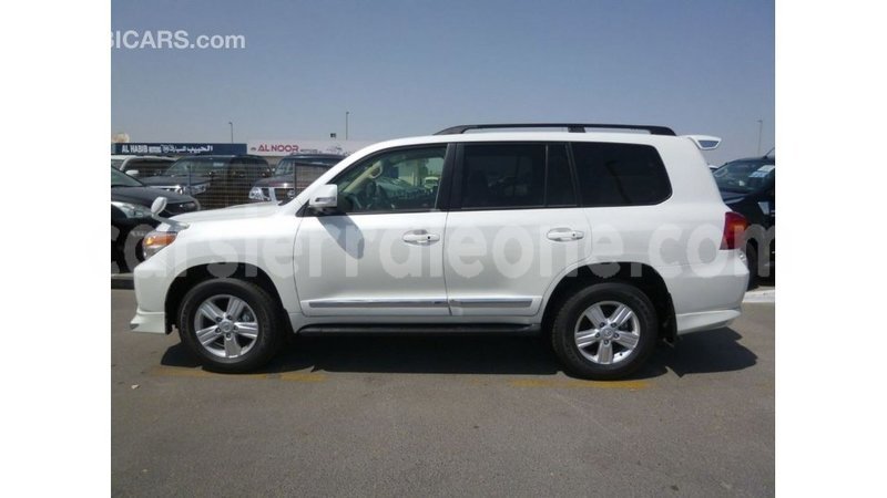 Big with watermark toyota land cruiser kailahun import dubai 6008