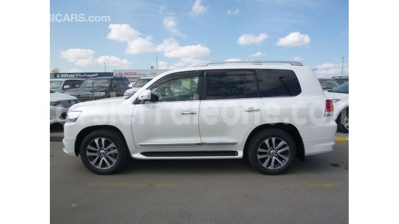 Big with watermark toyota land cruiser kailahun import dubai 6009