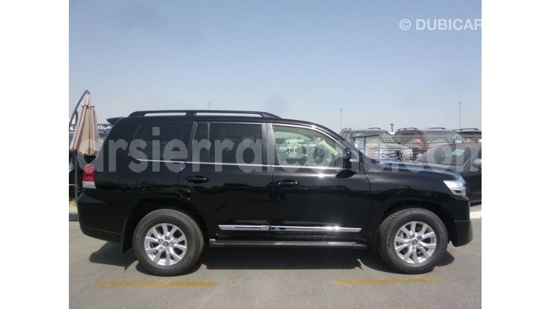 Big with watermark toyota land cruiser kailahun import dubai 6017