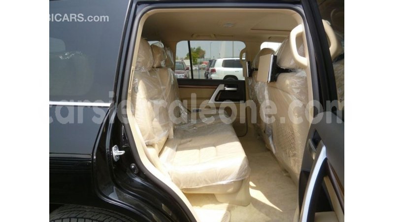 Big with watermark toyota land cruiser kailahun import dubai 6019