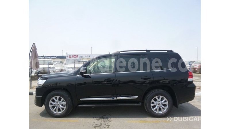 Big with watermark toyota land cruiser kailahun import dubai 6019