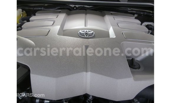 Buy Import Toyota Land Cruiser White Car in Import - Dubai in Kailahun Buy Import Toyota Land Cruiser White Car in Import - Dubai in Kailahun
