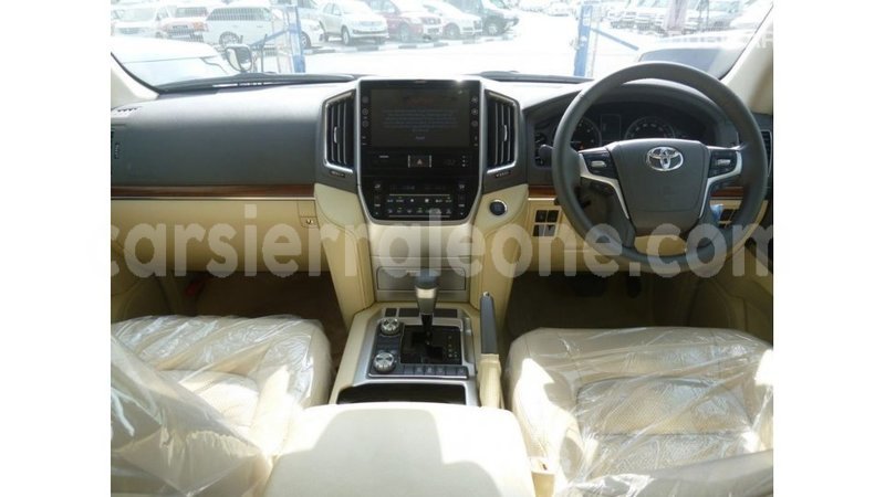 Big with watermark toyota land cruiser kailahun import dubai 6021