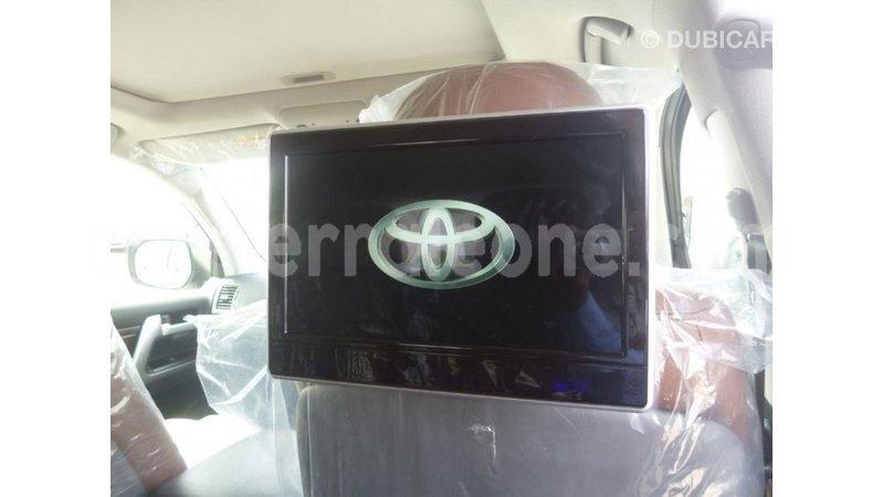 Big with watermark toyota land cruiser kailahun import dubai 6022