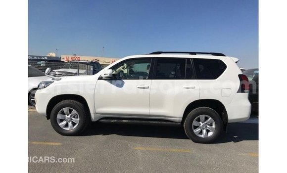 Buy Import Toyota Prado White Car in Import - Dubai in Kailahun Buy Import Toyota Prado White Car in Import - Dubai in Kailahun