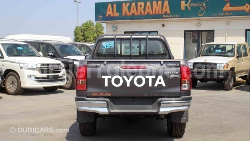 Big with watermark toyota hilux kailahun import dubai 6030