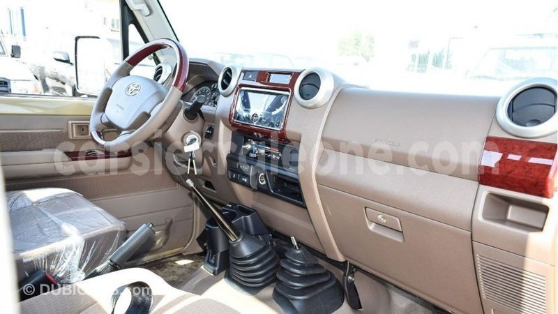 Big with watermark toyota land cruiser kailahun import dubai 6032