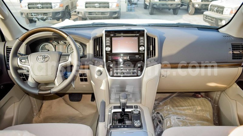 Big with watermark toyota land cruiser kailahun import dubai 6034