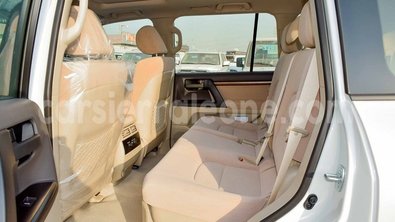 Big with watermark toyota land cruiser kailahun import dubai 6034
