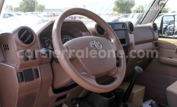 Buy Import Toyota Land Cruiser Beige Car in Import - Dubai in Kailahun Buy Import Toyota Land Cruiser Beige Car in Import - Dubai in Kailahun