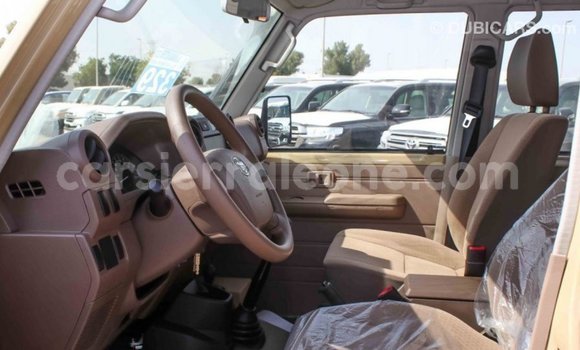 Buy Import Toyota Land Cruiser Beige Car in Import - Dubai in Kailahun Buy Import Toyota Land Cruiser Beige Car in Import - Dubai in Kailahun