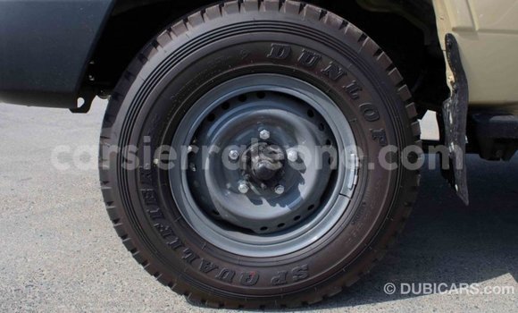 Buy Import Toyota Land Cruiser Beige Car in Import - Dubai in Kailahun Buy Import Toyota Land Cruiser Beige Car in Import - Dubai in Kailahun