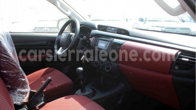 Big with watermark toyota hilux kailahun import dubai 6037