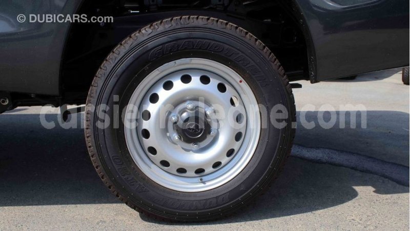 Big with watermark toyota hilux kailahun import dubai 6037
