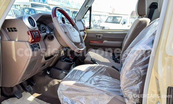 Buy Import Toyota Land Cruiser Beige Car in Import - Dubai in Kailahun Buy Import Toyota Land Cruiser Beige Car in Import - Dubai in Kailahun