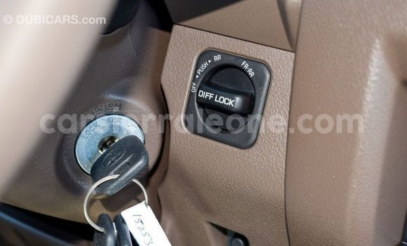 Buy Import Toyota Land Cruiser Beige Car in Import - Dubai in Kailahun Buy Import Toyota Land Cruiser Beige Car in Import - Dubai in Kailahun