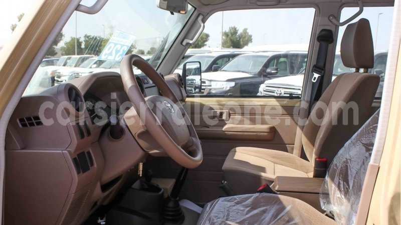 Big with watermark toyota land cruiser kailahun import dubai 6040