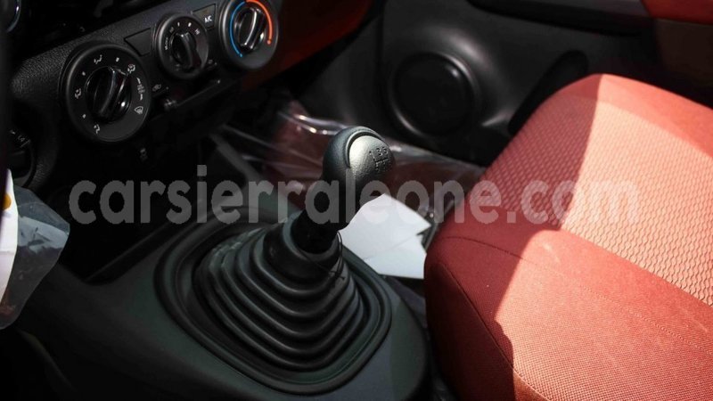 Big with watermark toyota hilux kailahun import dubai 6041