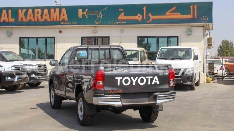 Big with watermark toyota hilux kailahun import dubai 6041