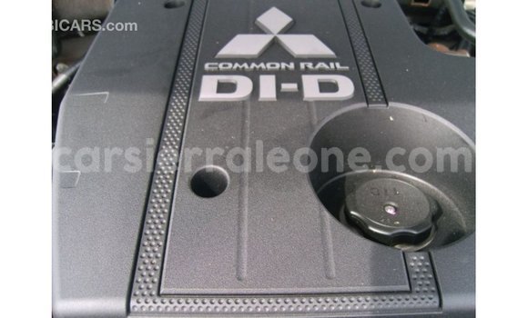 Buy Import Mitsubishi Pajero Black Car in Import - Dubai in Kailahun Buy Import Mitsubishi Pajero Black Car in Import - Dubai in Kailahun