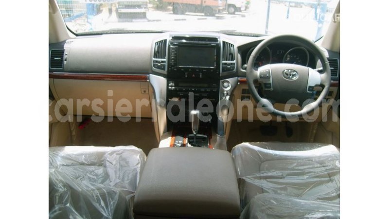 Big with watermark toyota land cruiser kailahun import dubai 6055