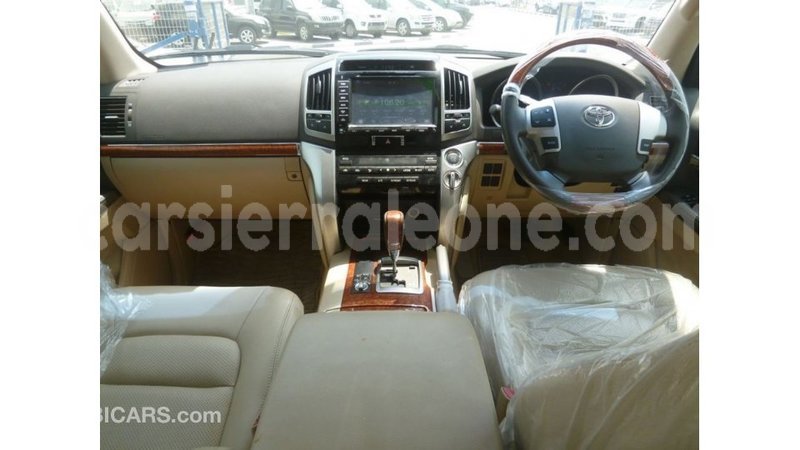 Big with watermark toyota land cruiser kailahun import dubai 6057