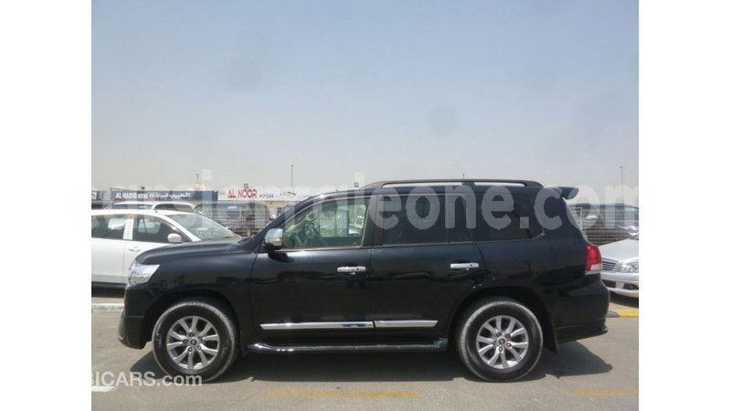 Big with watermark toyota land cruiser kailahun import dubai 6057