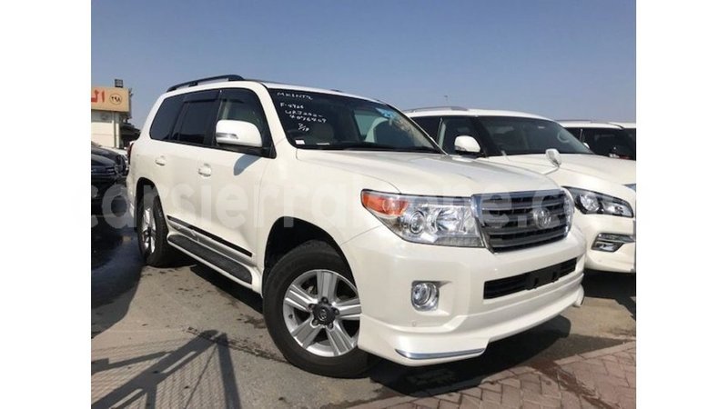 Big with watermark toyota land cruiser kailahun import dubai 6058